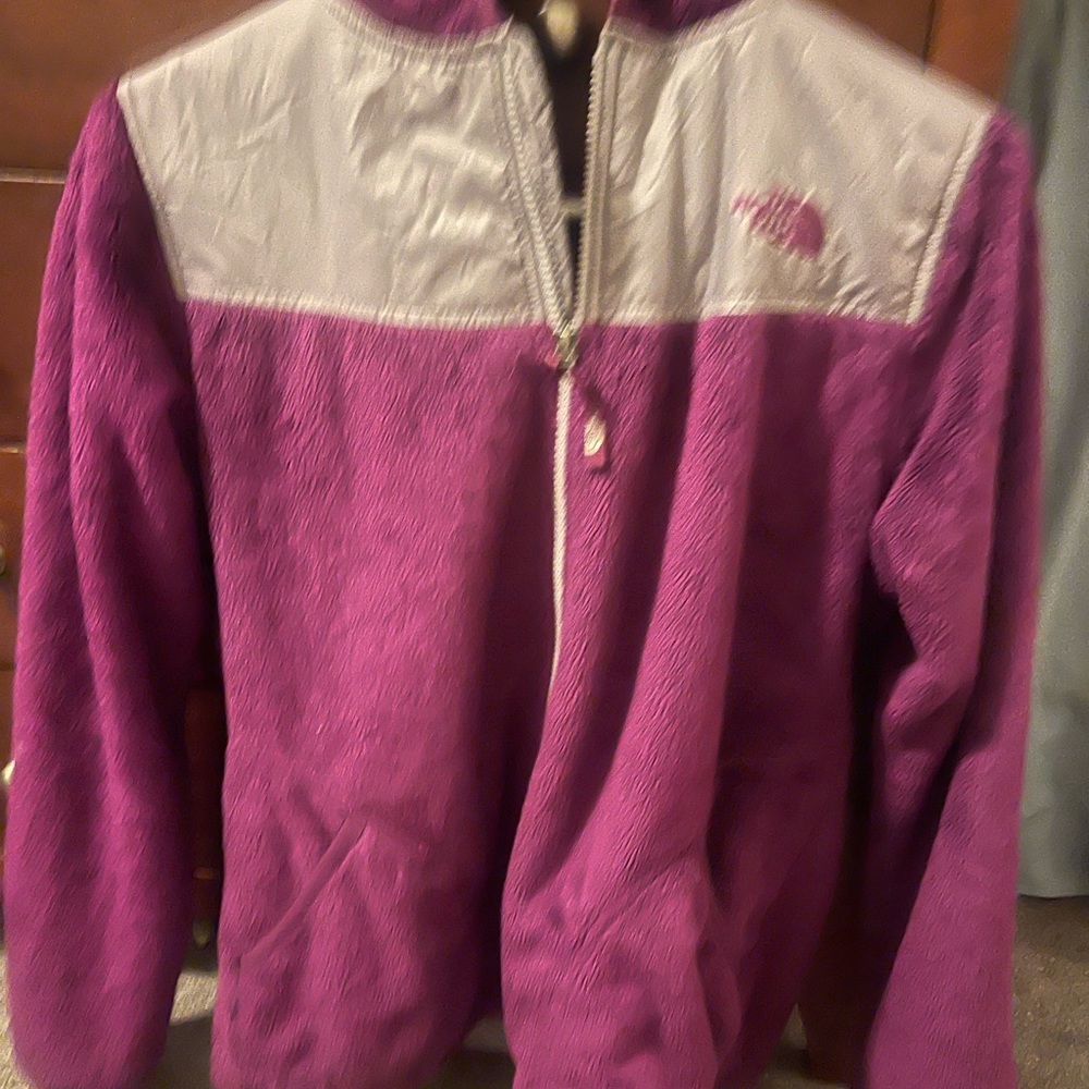 Girls north face osito hooded